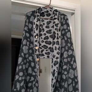 Leopard print wrap
